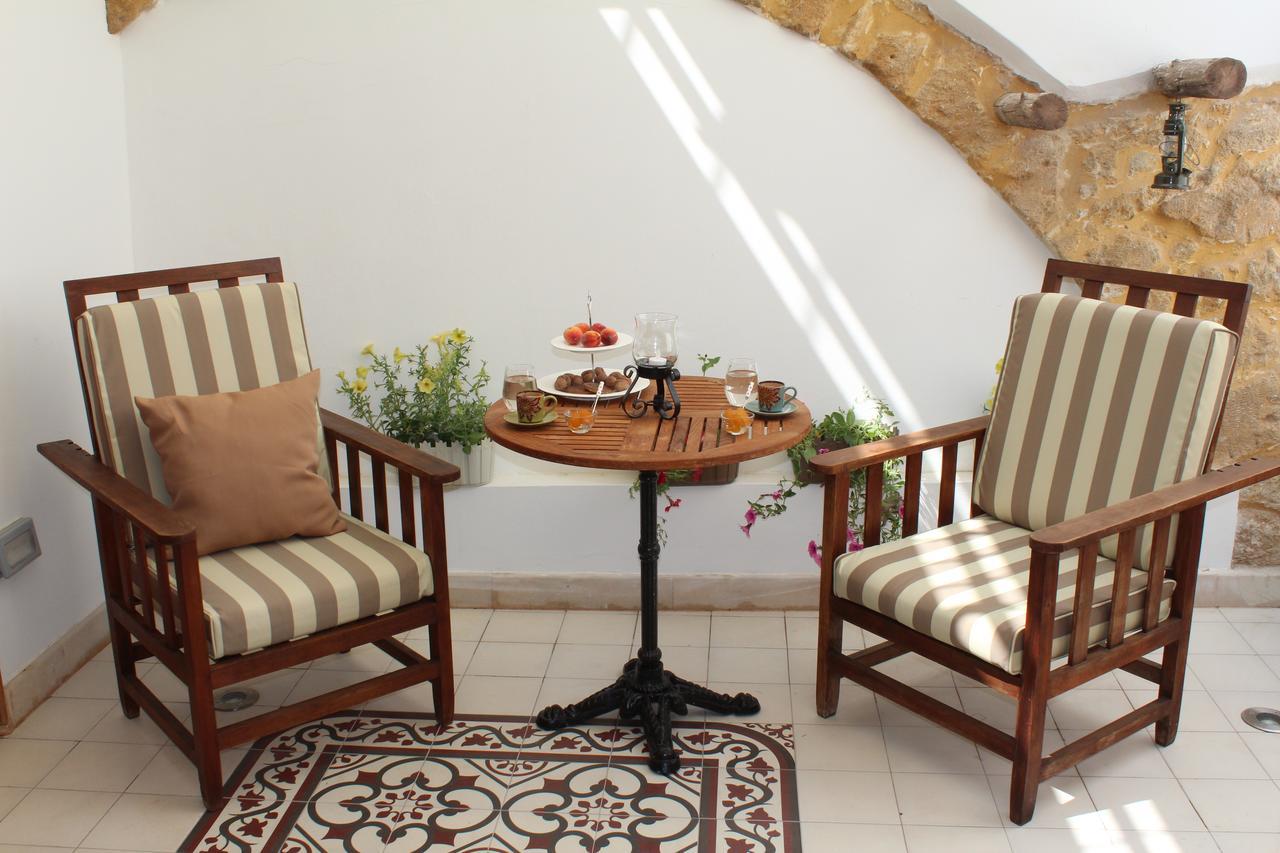 Pedieos Guest House Нікосія Екстер'єр фото